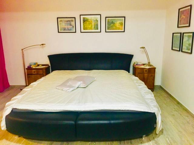 Status Apartments بليد المظهر الخارجي الصورة